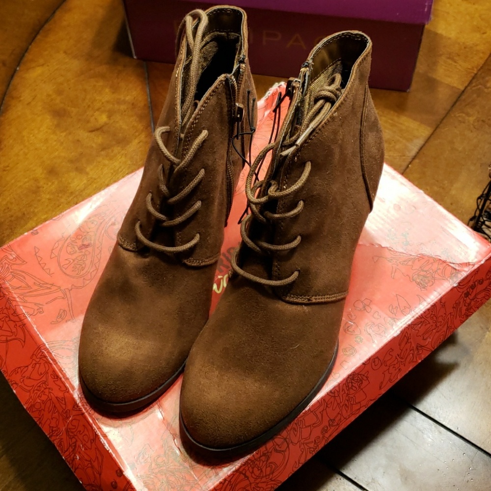 American Rag Platform Booties - Picture 2 of 7